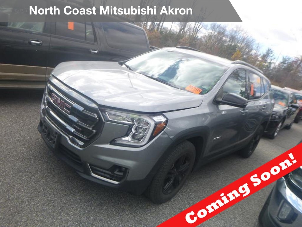 2023 GMC Terrain AT4's photo