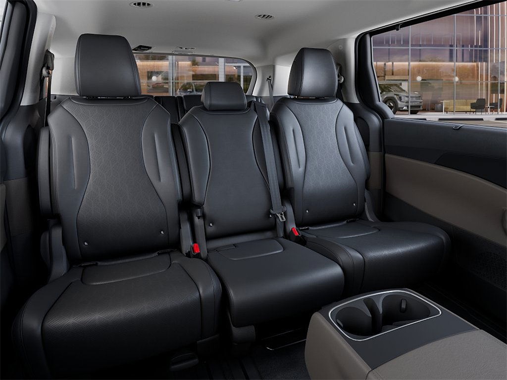 2026 Kia Carnival EX photo 16