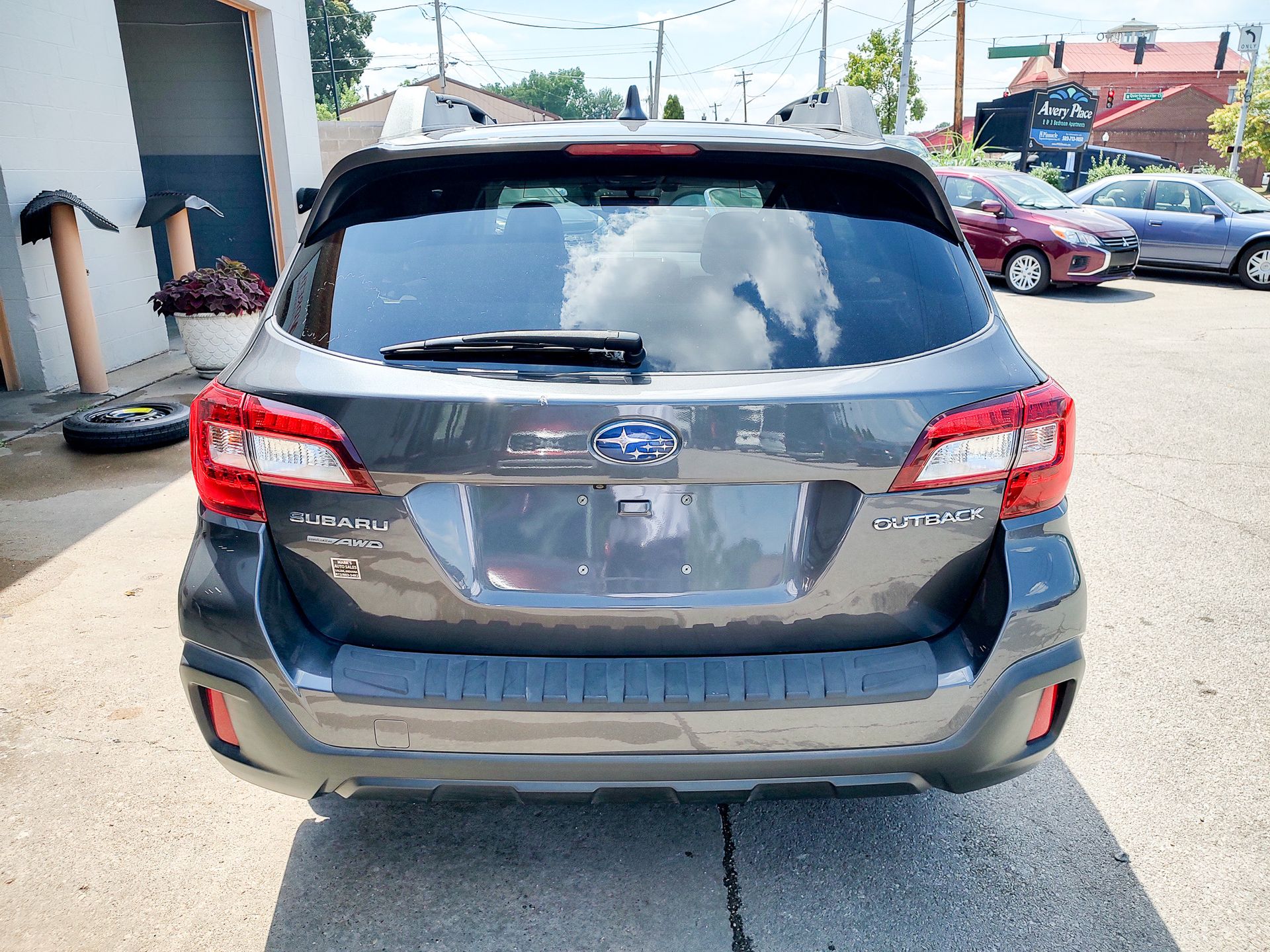 2019 Subaru Outback 2.5i Premium photo 6