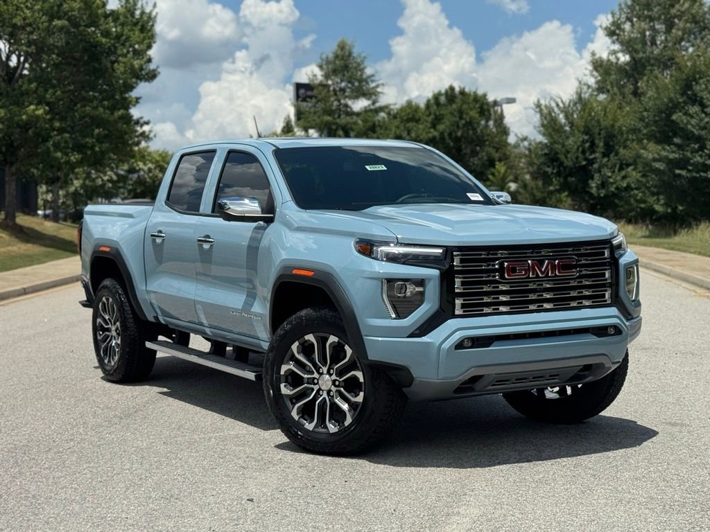 2025 Gmc Canyon Denali photo 2
