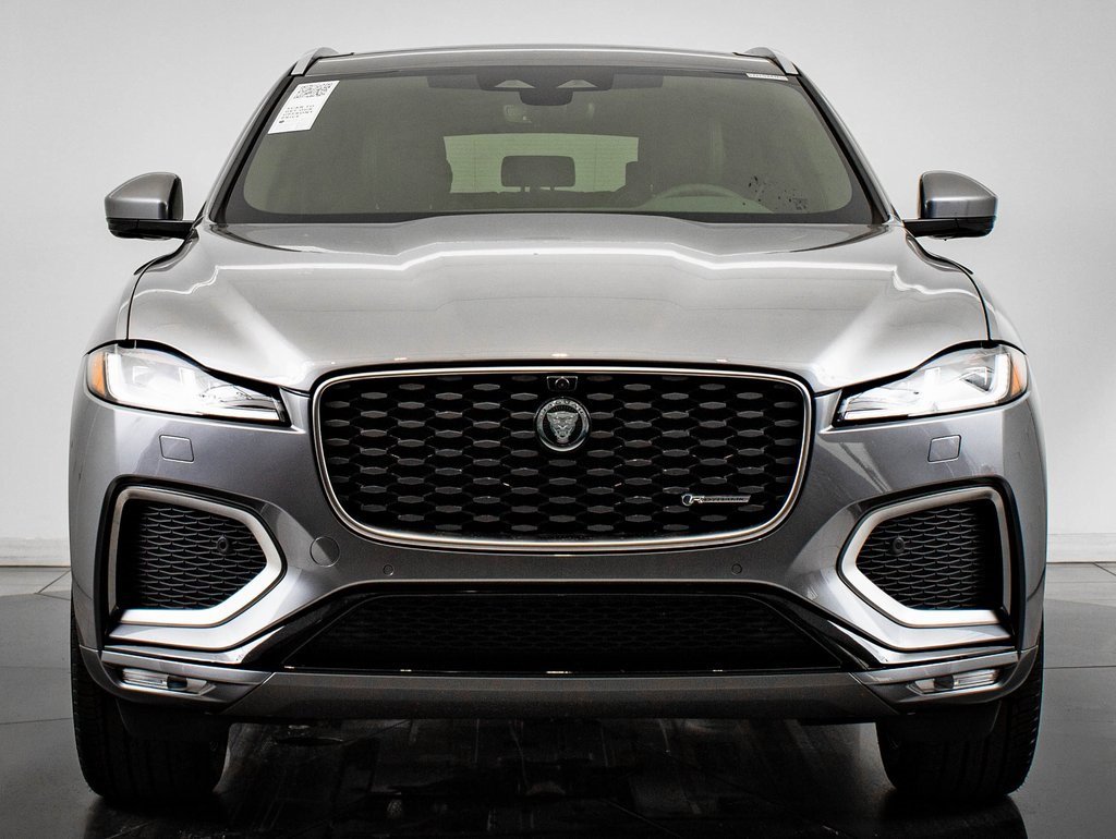 2025 Jaguar F-PACE P250 R-Dynamic S photo 2