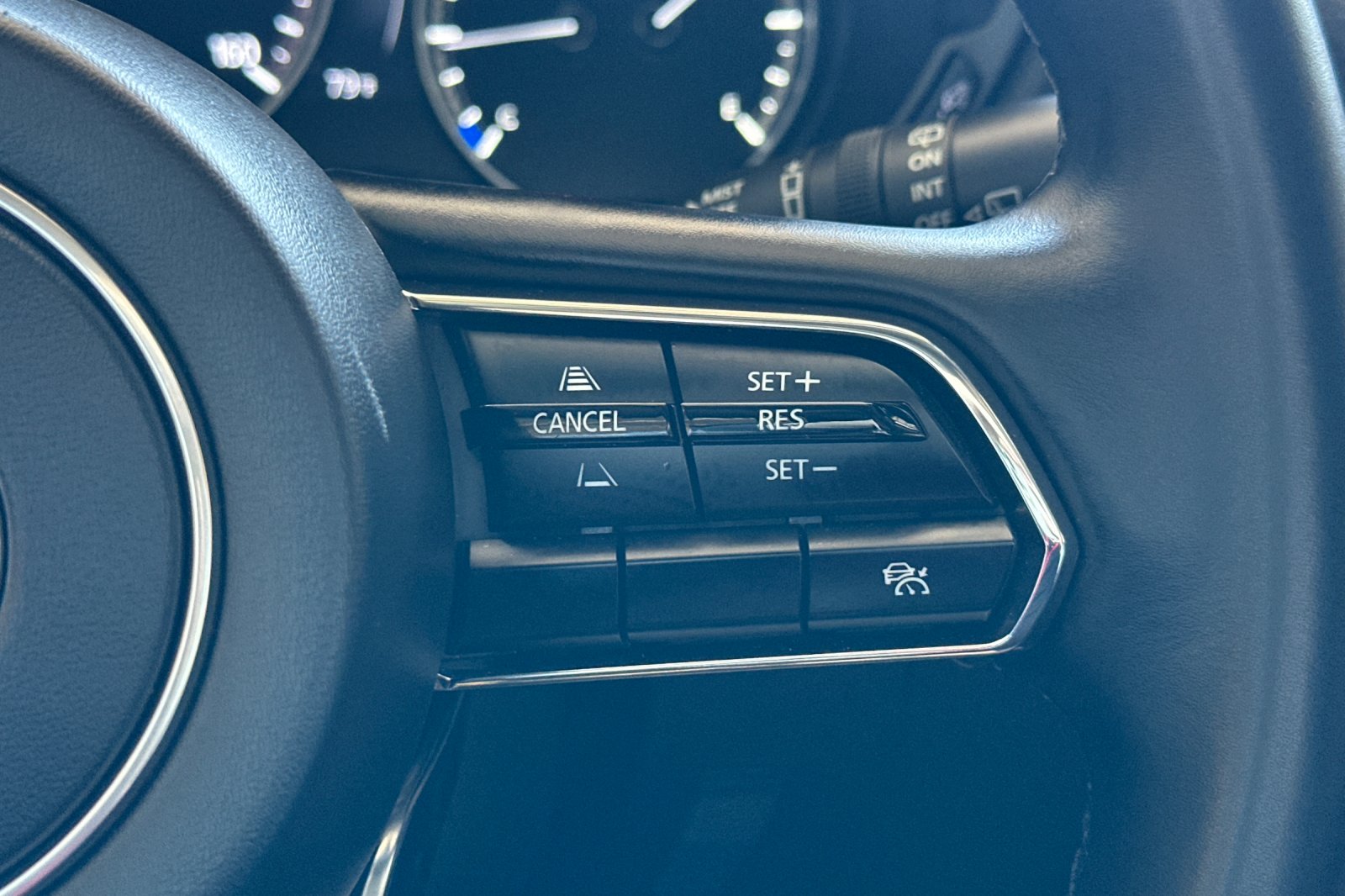 2024 Mazda CX-90 3.3 Turbo Preferred photo 29