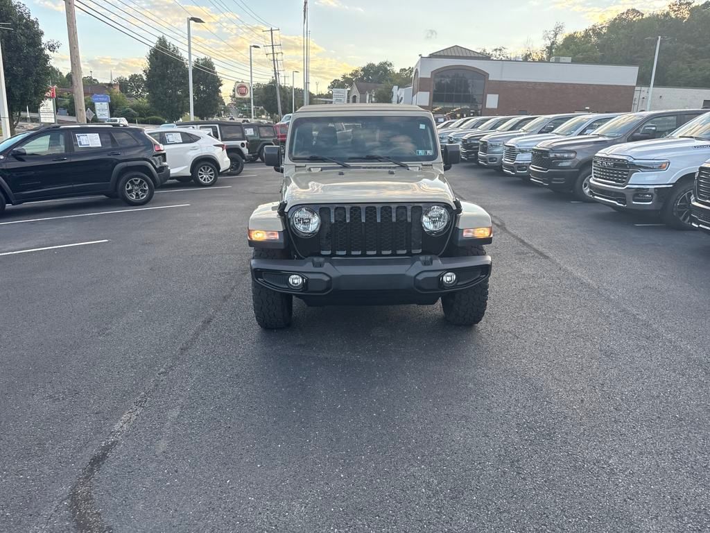 2022 Jeep Gladiator Sport photo 8