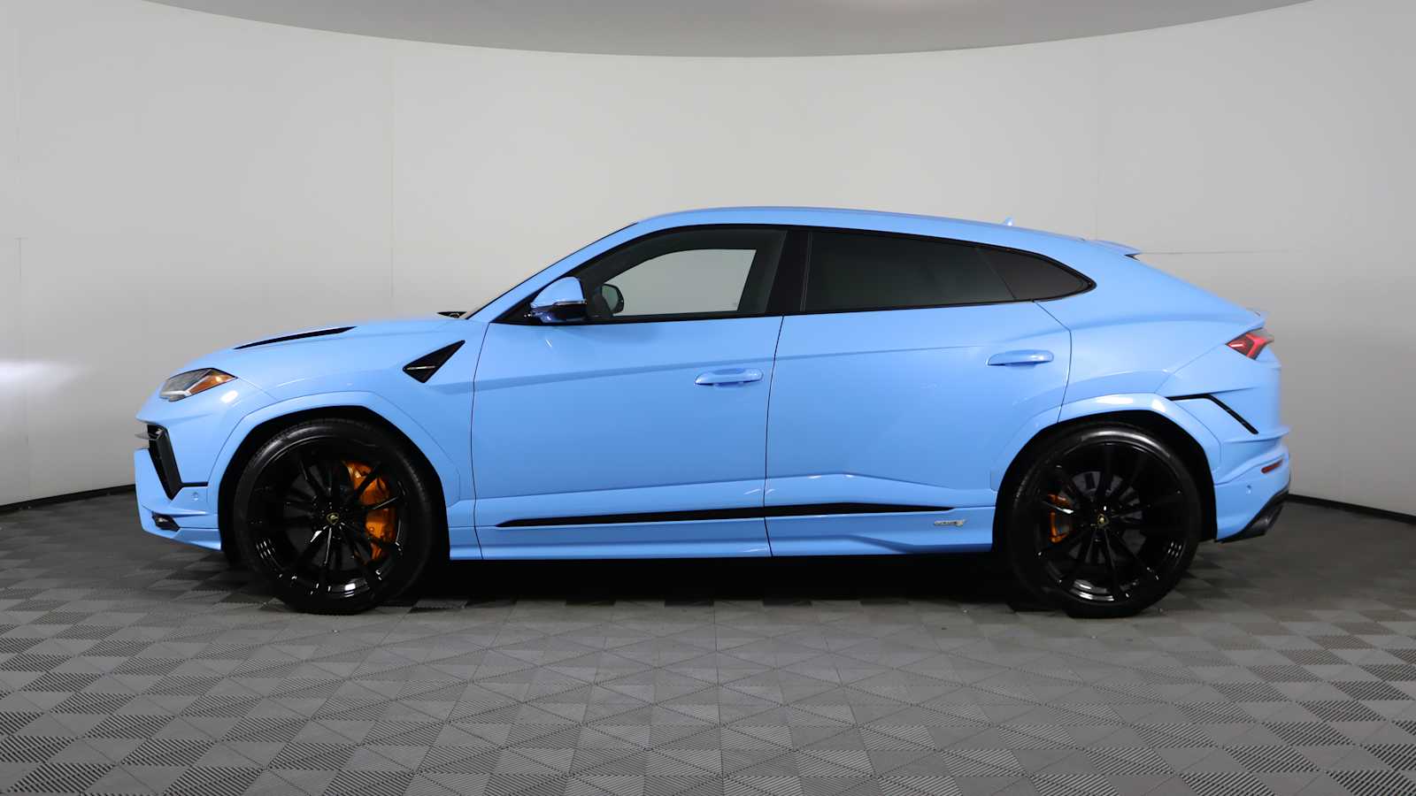 PreOwned 2023 Urus S SUV in Westborough R47196A Herb