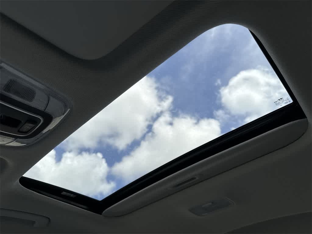 2024 Hyundai Elantra Limited photo 15