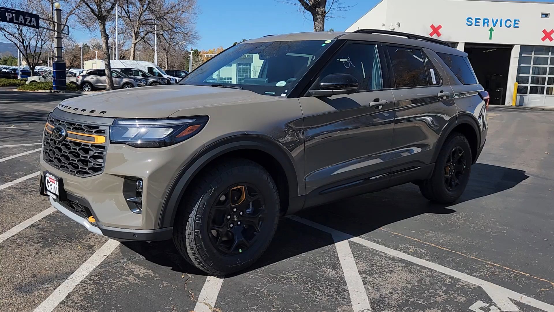 2026 Ford Explorer photo 2