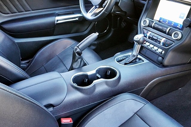 Used 2020 White Ford GT Premium image 12