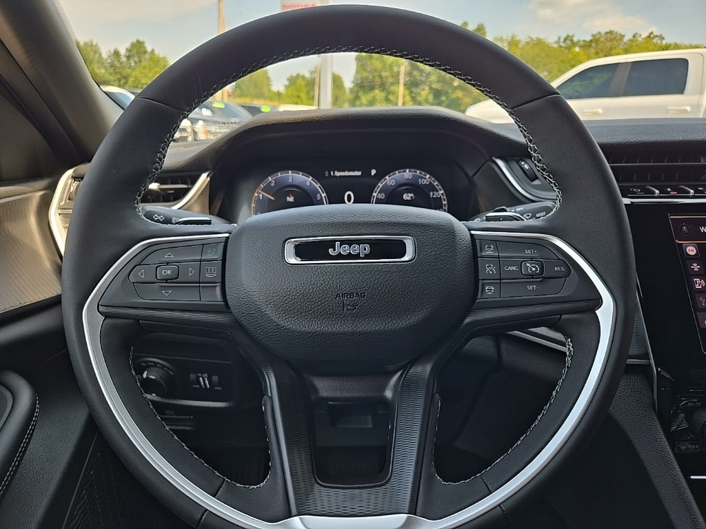 2025 Jeep Grand Cherokee Altitude X photo 36