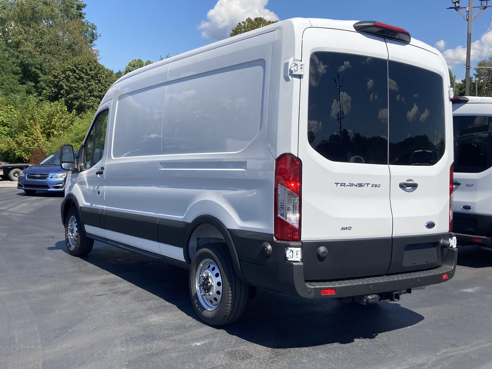 2025 Ford Transit Cargo Van photo 4