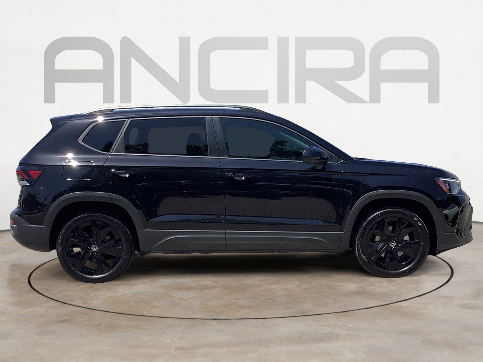 2025 Volkswagen Taos SE photo 7