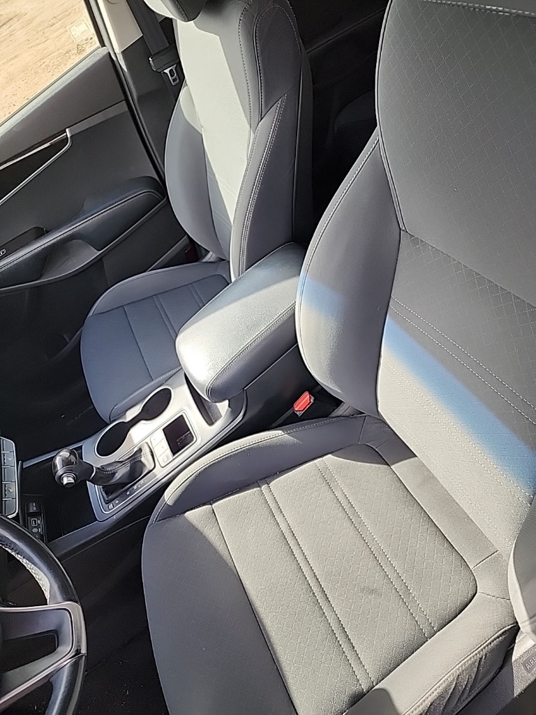 2017 Kia Sorento LX photo 9
