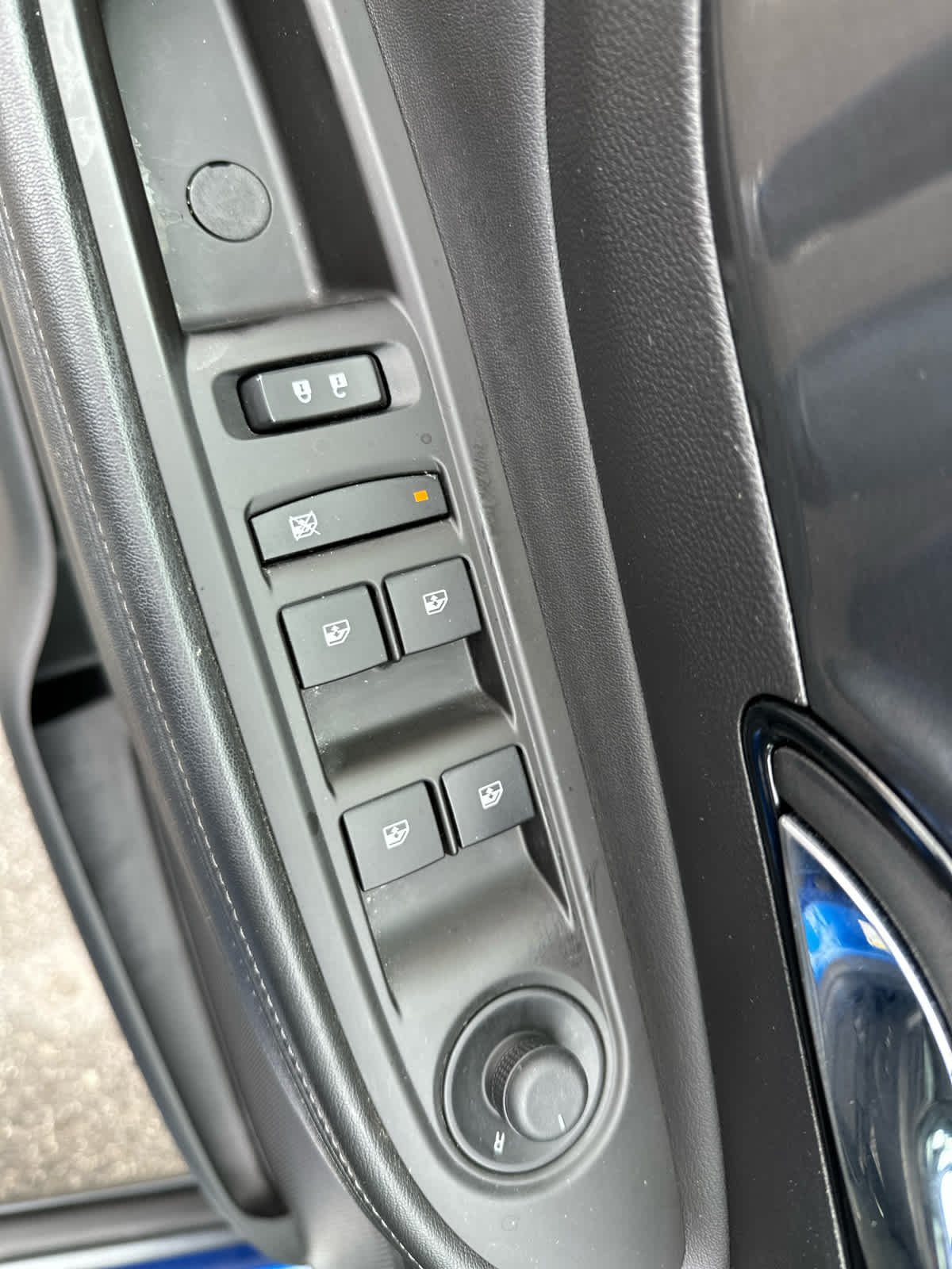 2017 Buick Encore Preferred photo 10