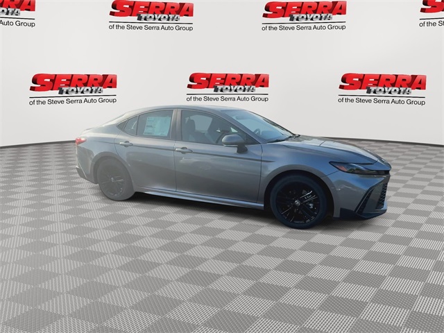 2025 Toyota Camry SE photo 3