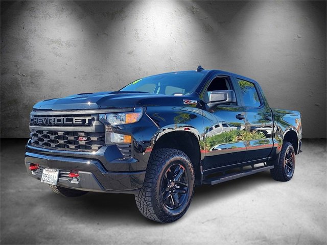 2024 Chevrolet Silverado 1500 Custom Trail Boss photo 3