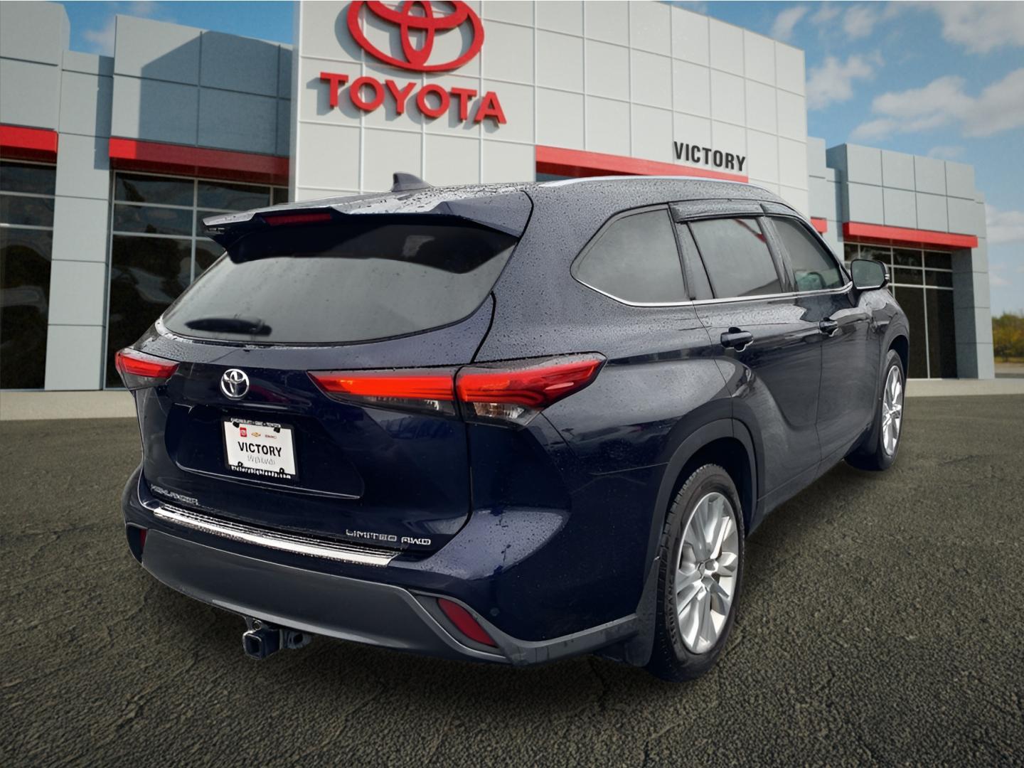 2020 Toyota Highlander Limited photo 3