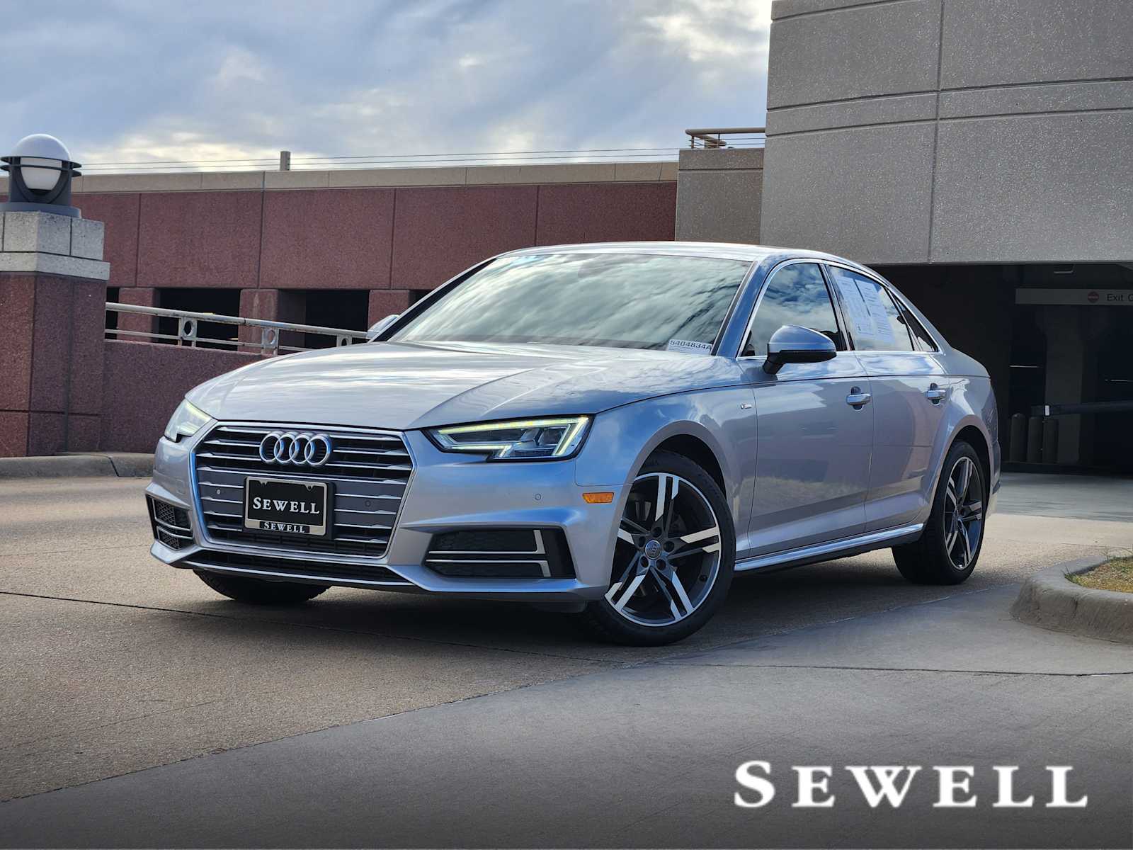 2018 Audi A4 Premium Plus's photo