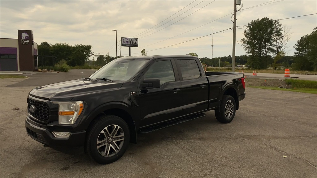 2021 Ford F-150 XL photo 4