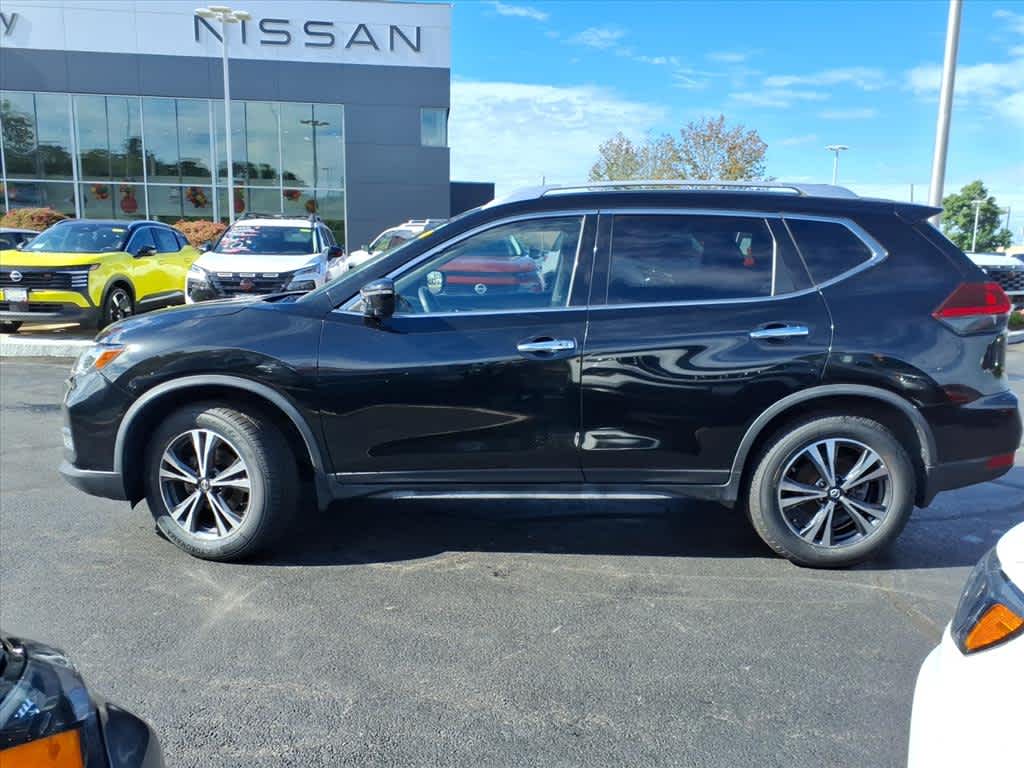 2020 Nissan Rogue SV photo 8