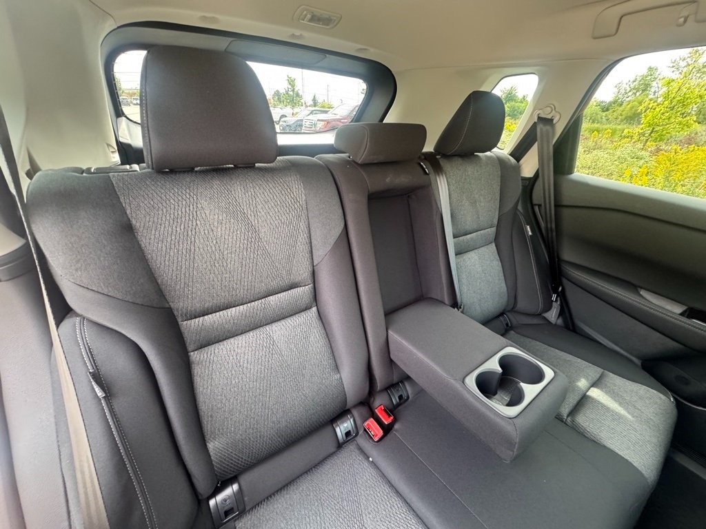 2026 Nissan Rogue SV photo 25