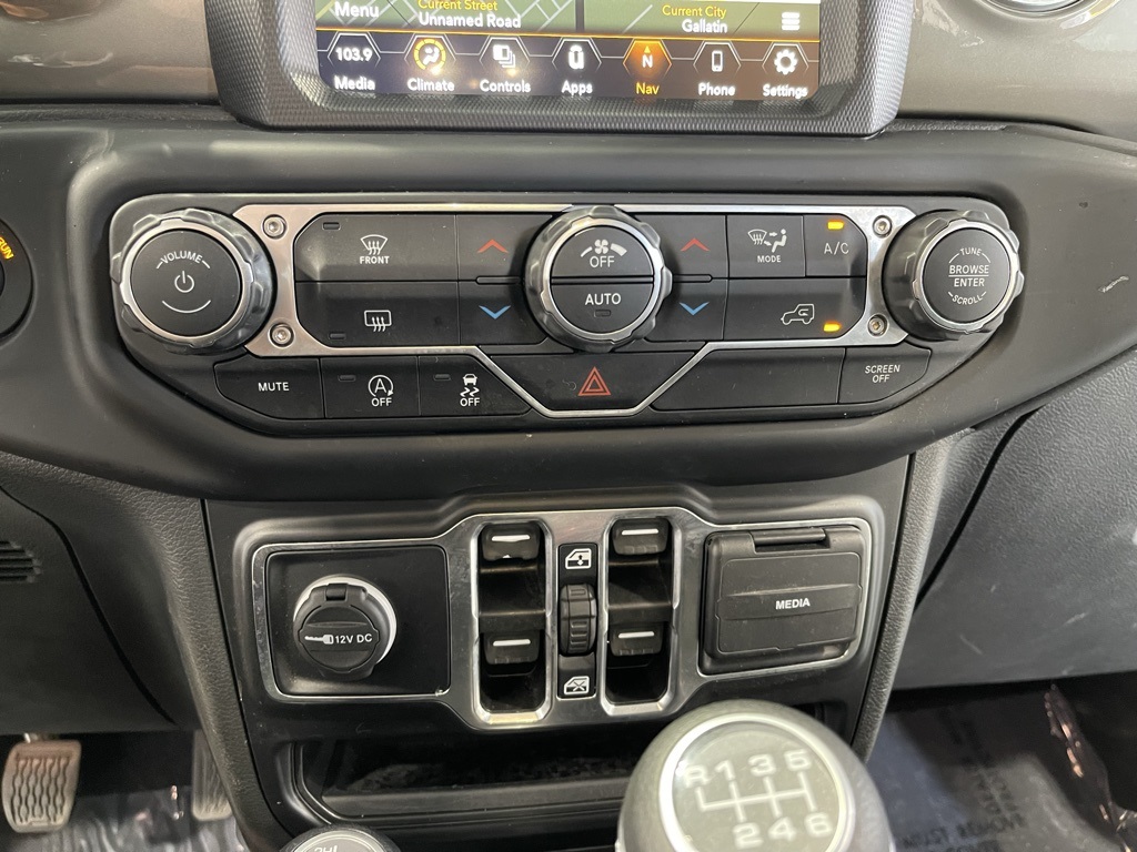 2022 Jeep Gladiator Overland photo 9