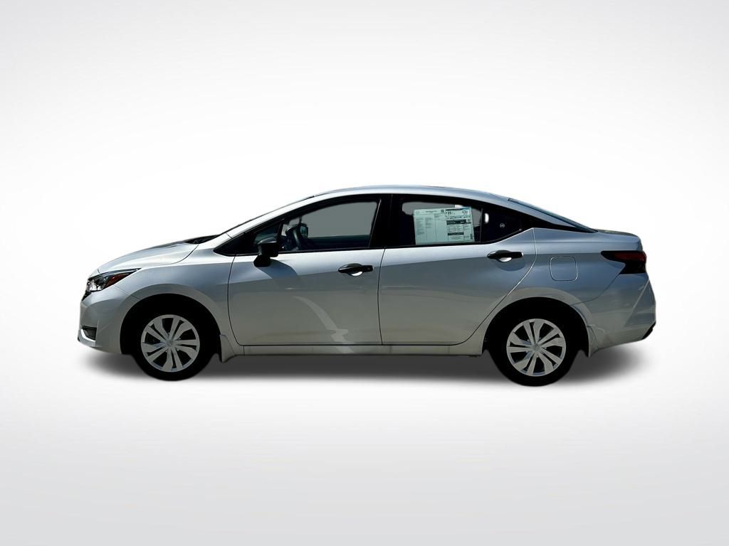 2025 Nissan Versa S photo 3