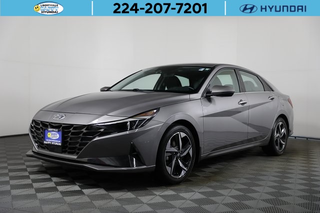 2022 Hyundai Elantra SEL's photo