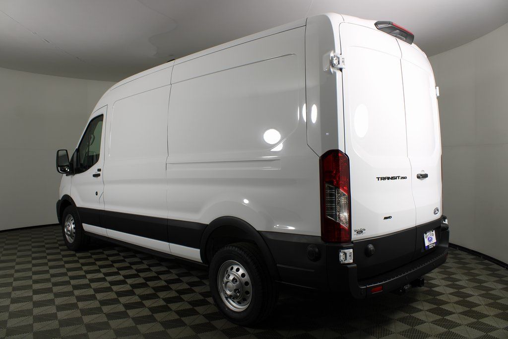 2026 Ford Transit Cargo photo 2