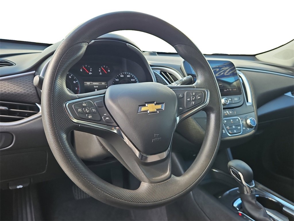 2023 Chevrolet Malibu 1LT photo 16