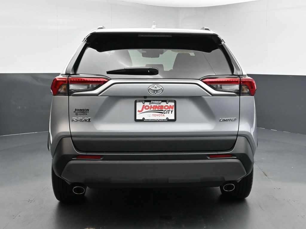 2021 Toyota RAV4 Limited photo 3