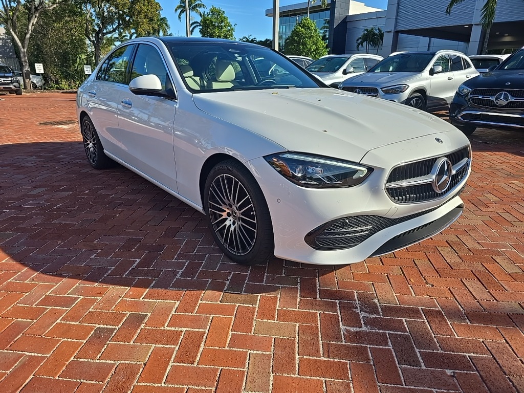 2025 Mercedes-Benz C-Class Sedan C 300's photo