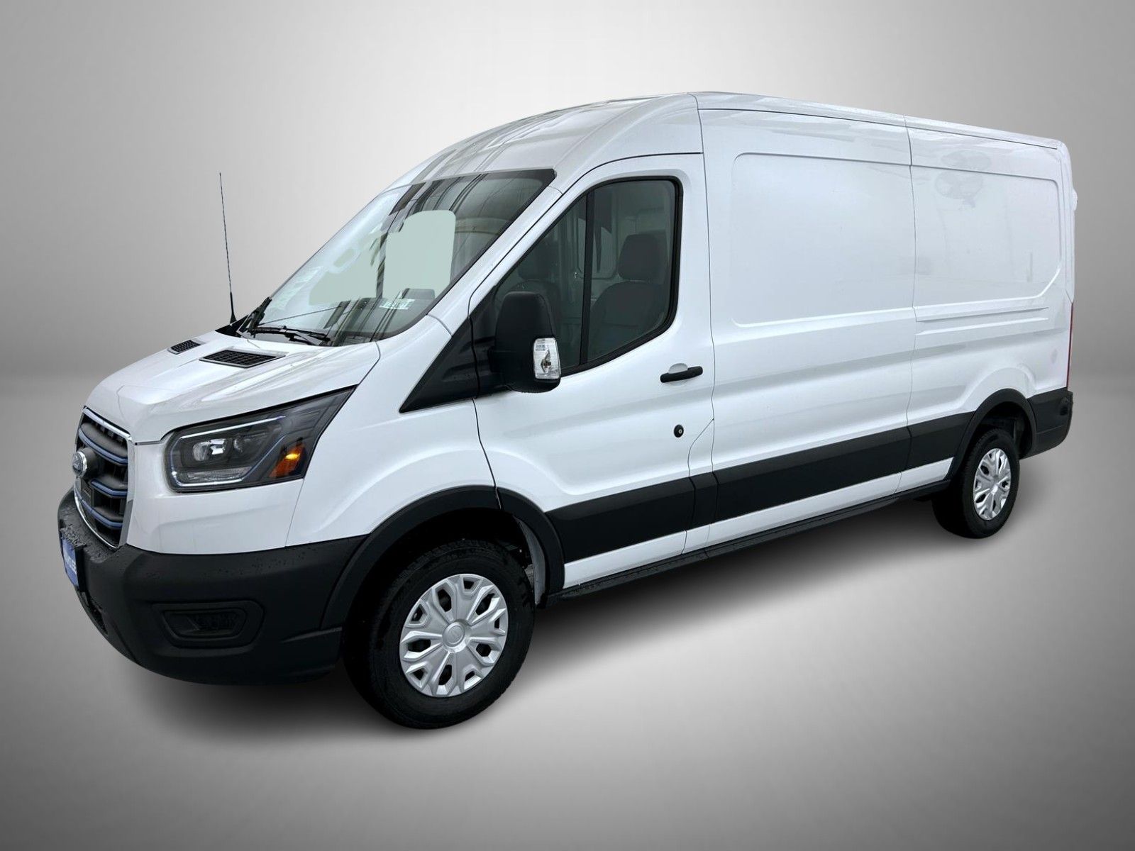 2025 Ford E-Transit Cargo Van Base's photo