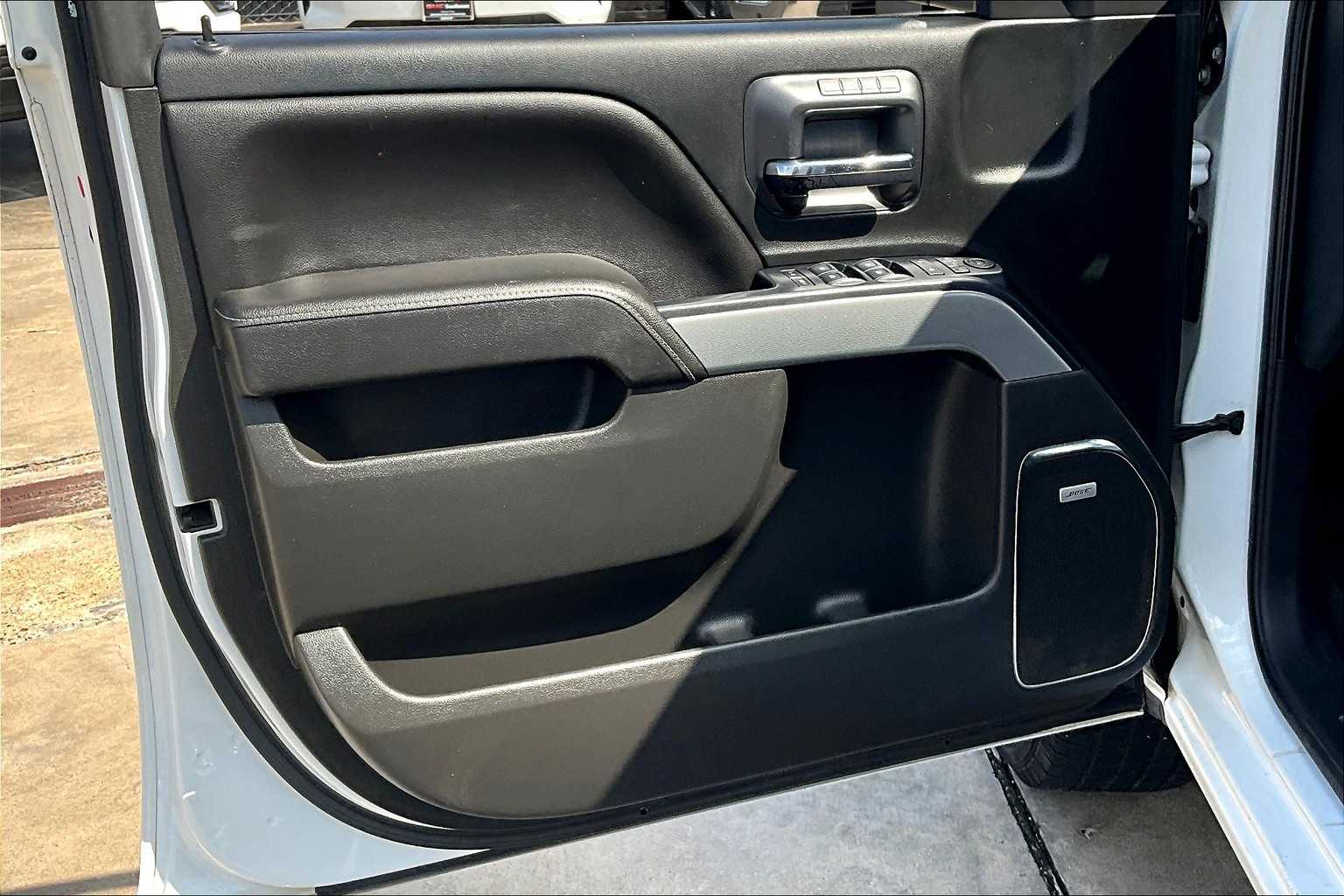 2018 Chevrolet Silverado 1500 LTZ photo 19