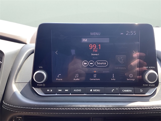 2022 Nissan Rogue SV photo 17