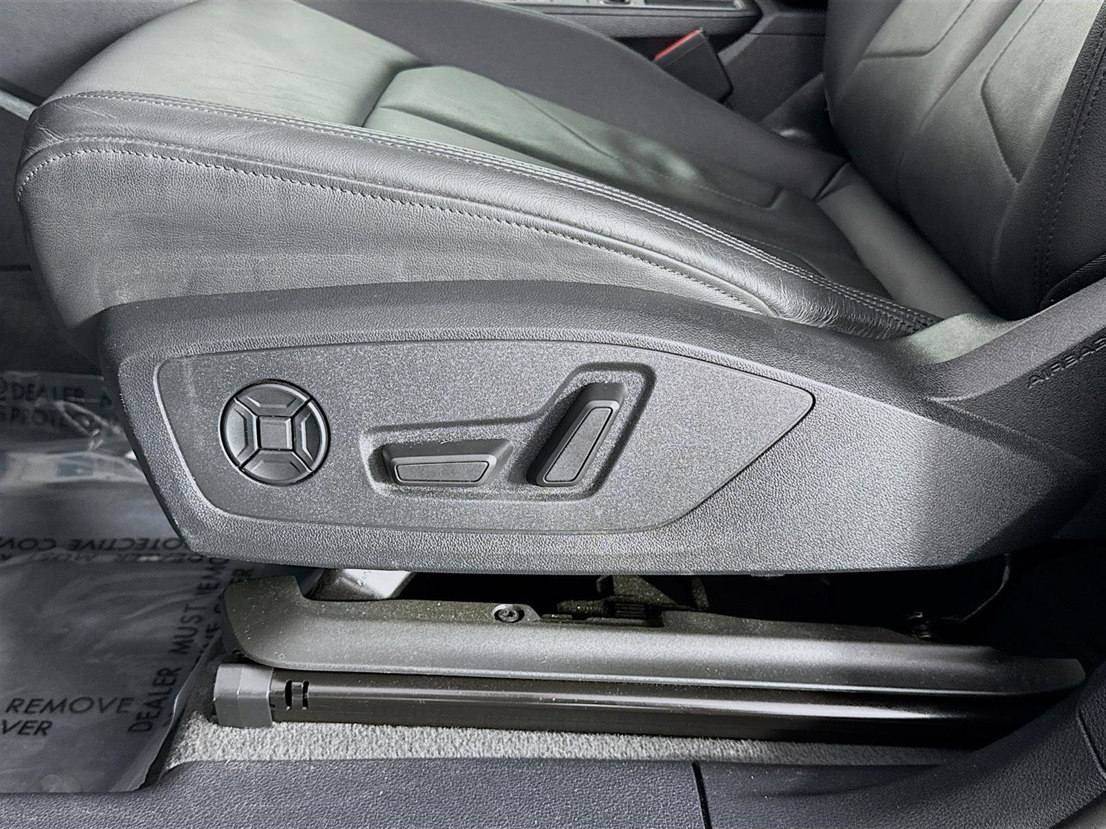 2021 Audi Q3 45 TFSI S line Premium photo 20