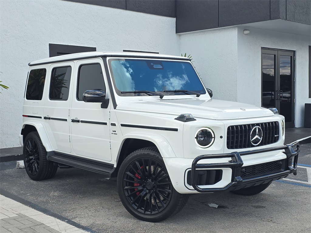 2025 Mercedes Benz G 63 AMG photo 2