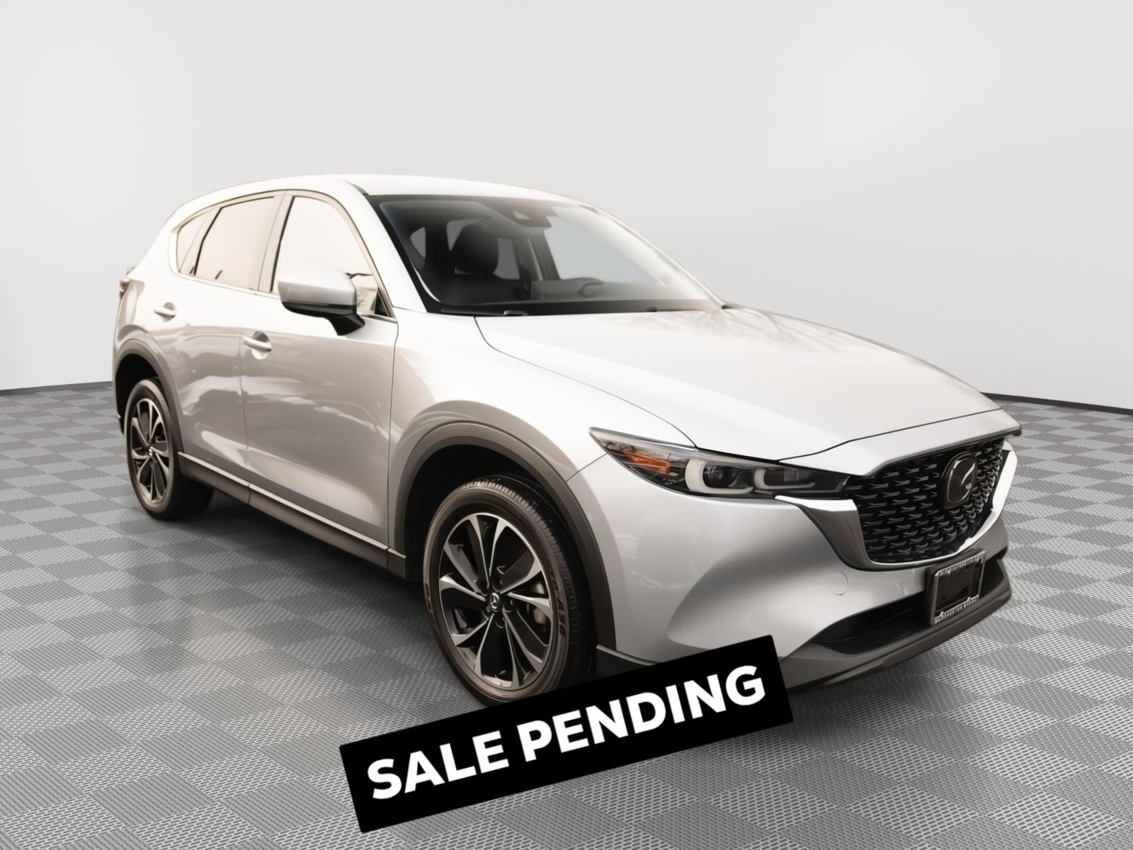 2023 Mazda CX-5 S Premium package's photo