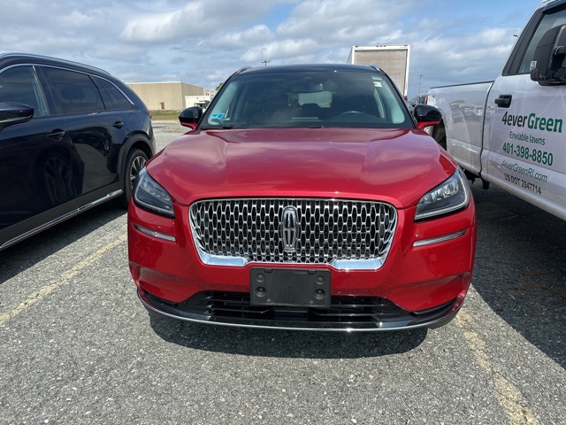 2022 Lincoln Corsair Standard photo 2