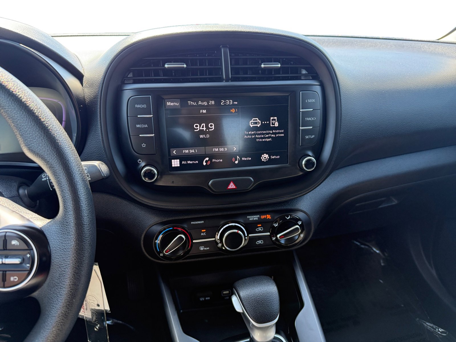 2023 Kia Soul LX photo 9