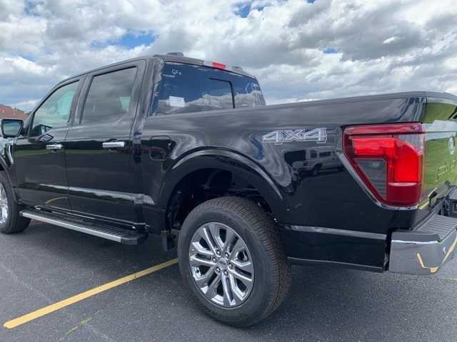 2024 Ford F-150 XLT photo 7