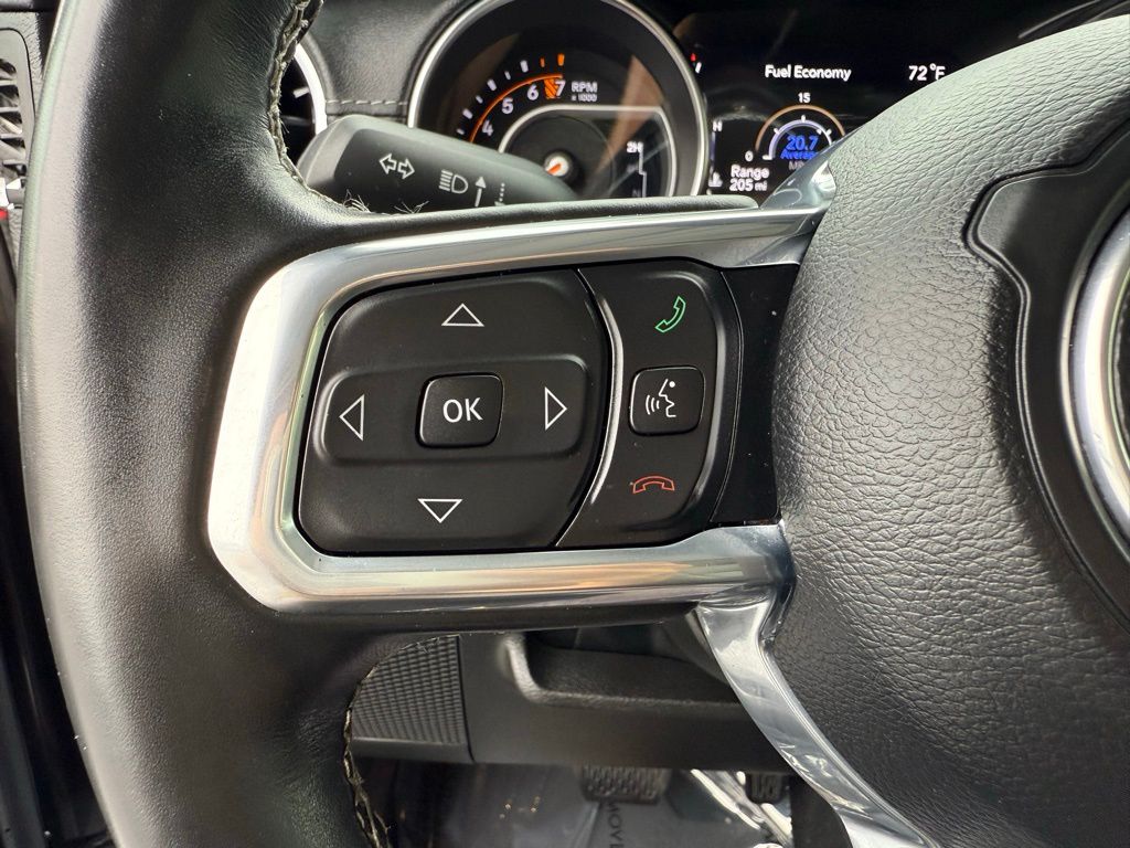 2022 Jeep Wrangler Unlimited Sahara photo 10