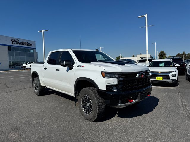 2025 Chevrolet Silverado 1500 ZR2 photo 2