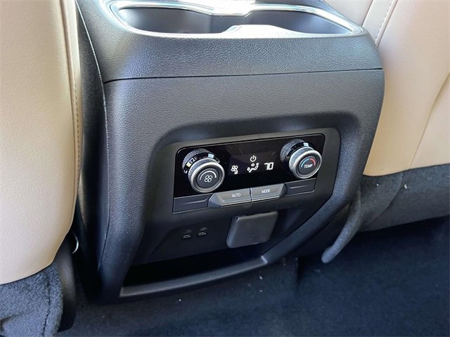 2026 Buick Enclave Preferred photo 12