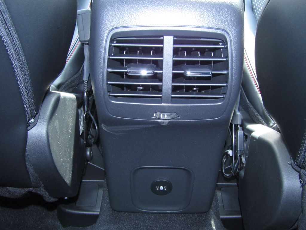 2025 Ford Escape ST-Line Select photo 28