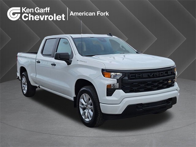 2026 Chevrolet Silverado Custom's photo