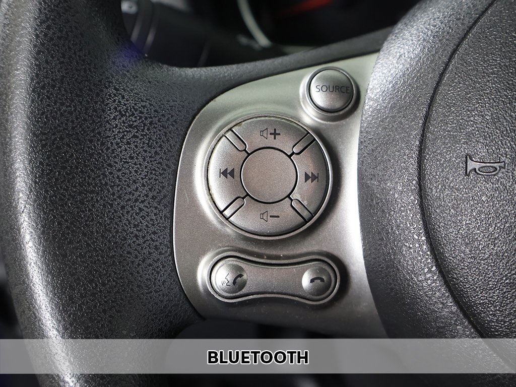 2014 Nissan Versa 1.6 SL photo 3