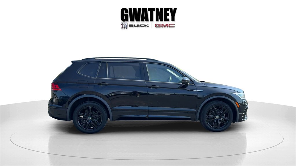 2022 Volkswagen Tiguan SE R-Line Black photo 7