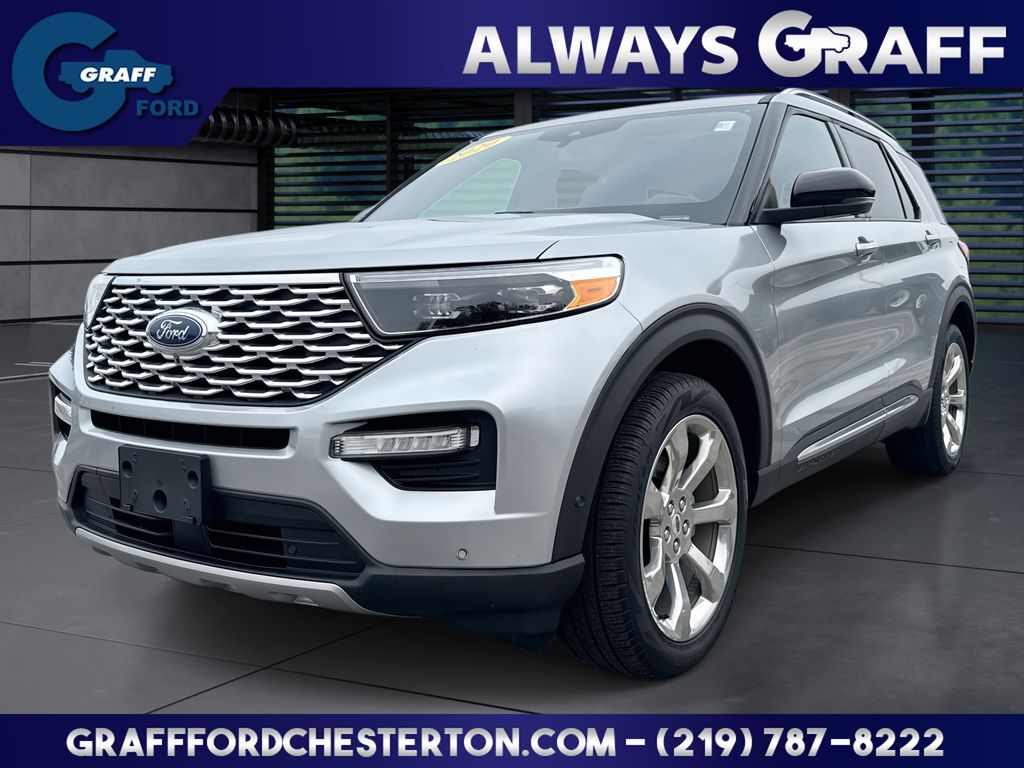 2020 Ford Explorer Platinum's photo