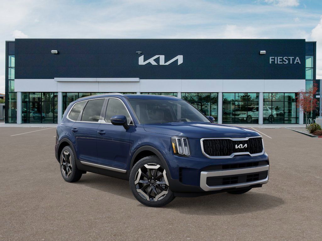 2025 Kia Telluride EX photo 4
