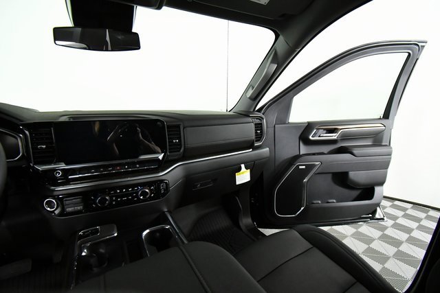 2026 Chevrolet Silverado 1500 RST photo 19