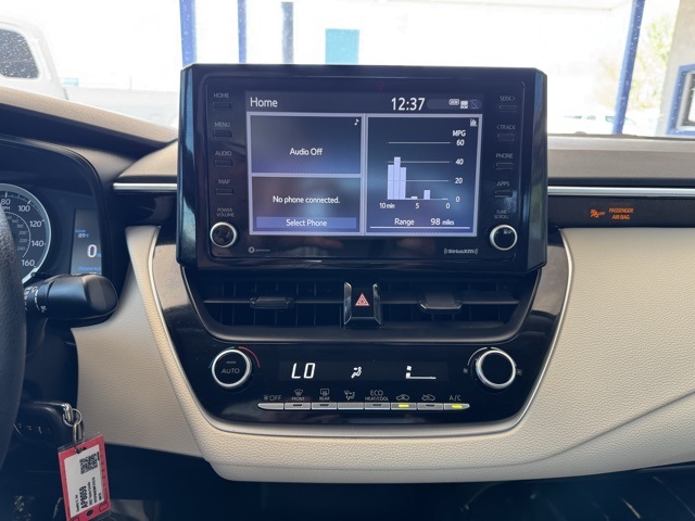 2022 Toyota Corolla LE photo 8